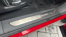 Land Rover Range Rover Evoque 2.0 D200 R-Dynamic HSE 5dr Auto Diesel Hatchback